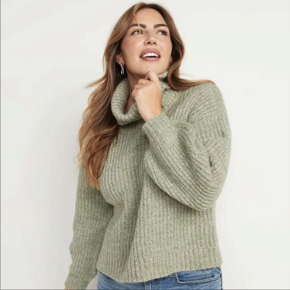 Old Navy Sweaters - Old Navy Large Green Melange Cozy Shaker-Stitch Pullover Turtleneck Sweater